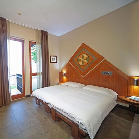 Smeraldo Apartments Sirmione Dış mekan fotoğraf