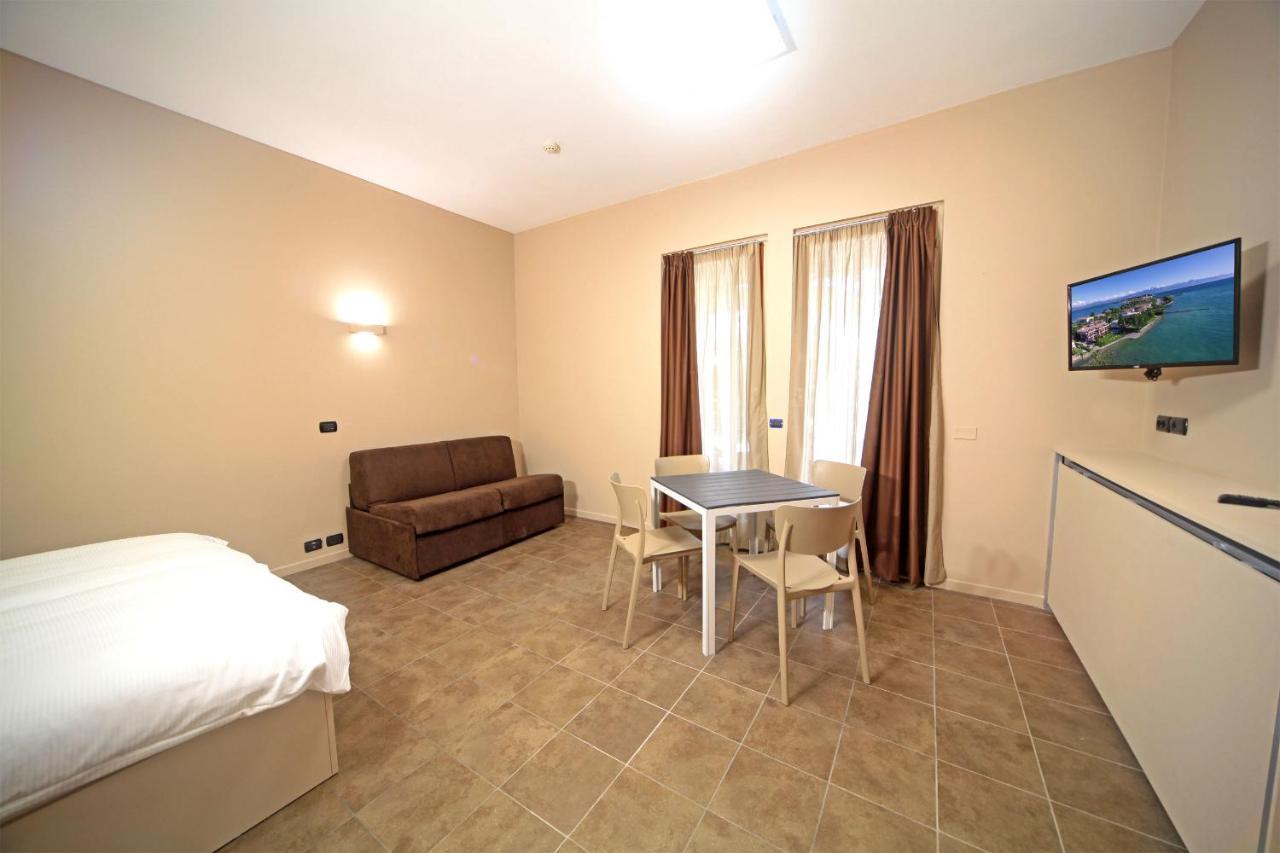 Smeraldo Apartments Sirmione Dış mekan fotoğraf