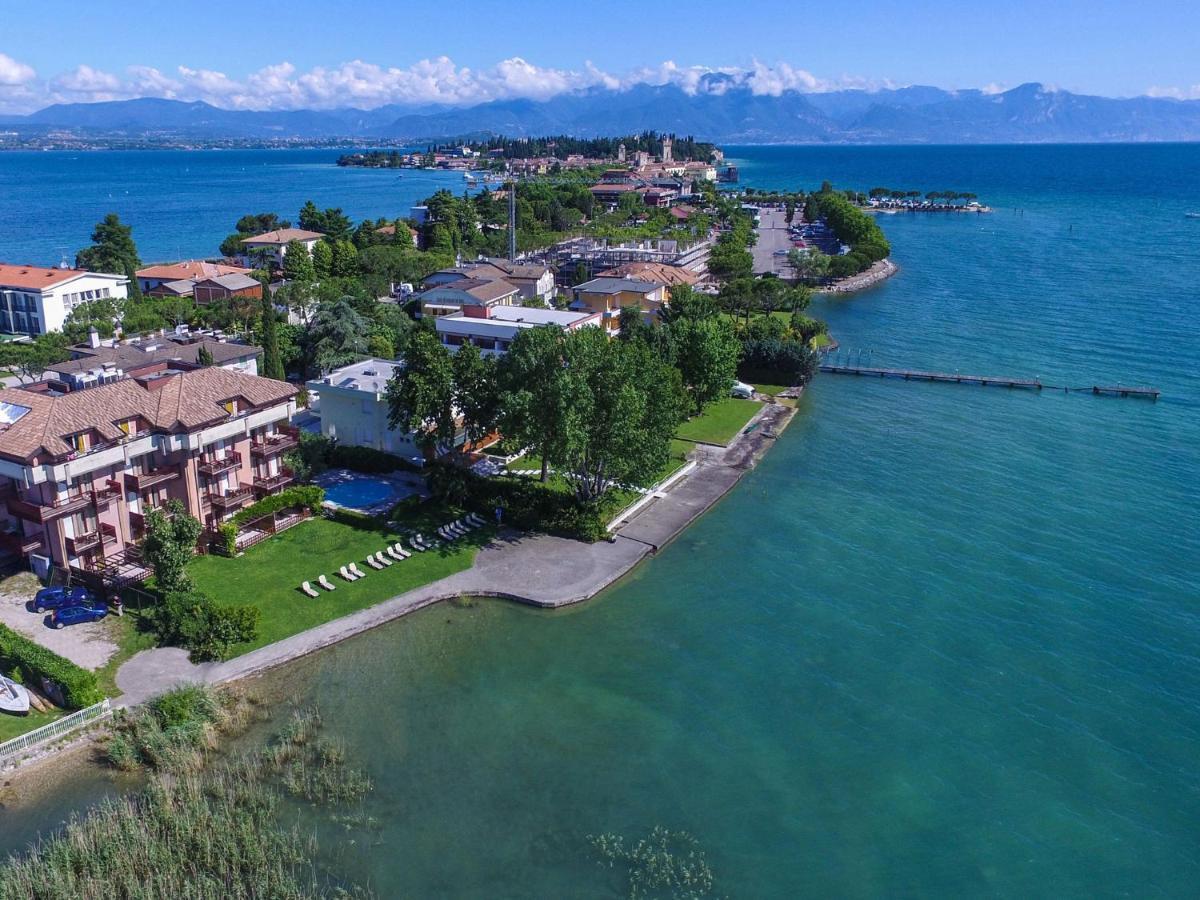 Smeraldo Apartments Sirmione Dış mekan fotoğraf